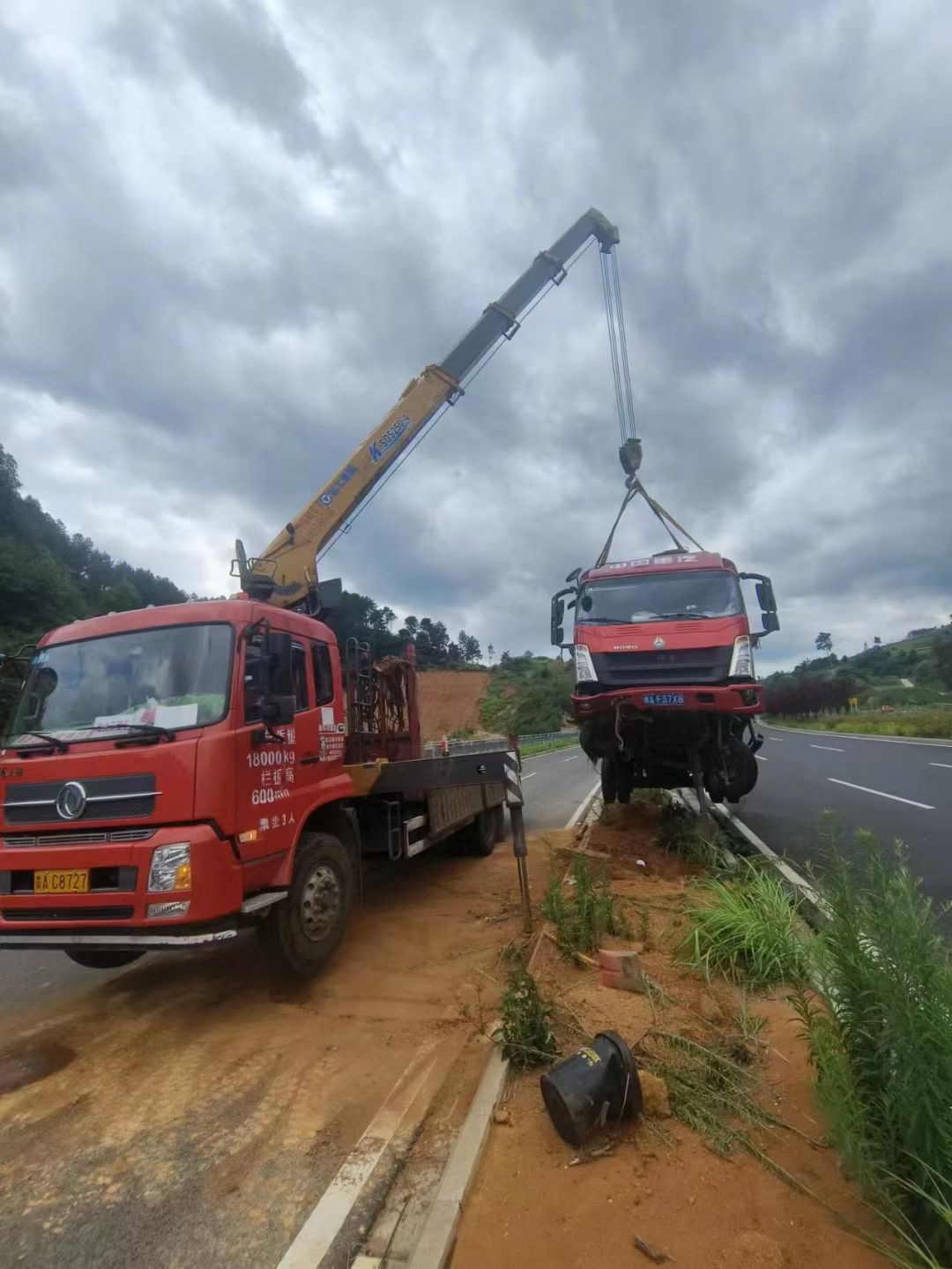 建华区吊车出租公司在日常生活中对吊车要怎样检查